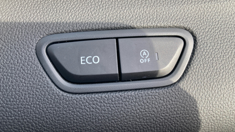 Renault Kadjar 1.3 TCE Iconic 5dr Petrol Hatchback